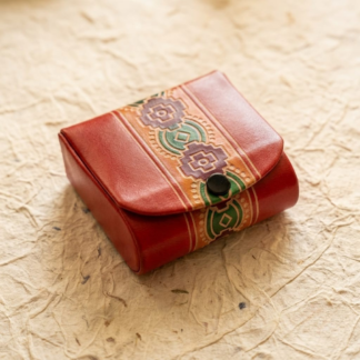 leather lipstick case with mirror for 3 lipsticks